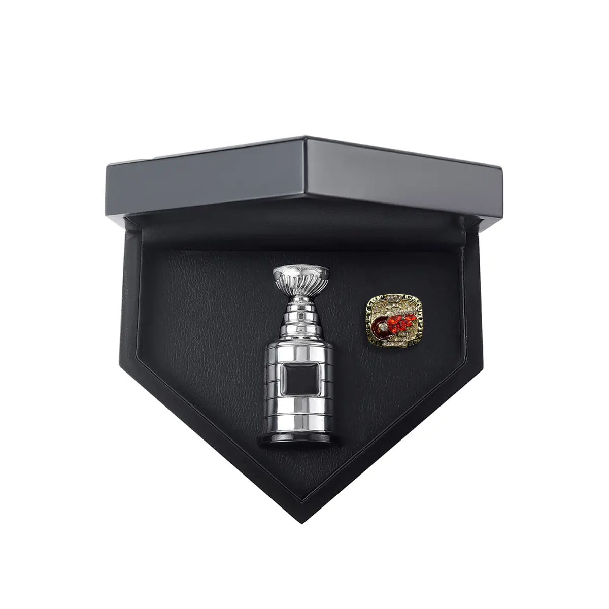 2002 Detroit Red Wings NHL championship ring & Stanley Cup Trophy NHL Rings 2002 Detroit Red Wings 2002 Detroit Red Wings NHL championship ring & Stanley Cup Trophy NHL Rings 2002 Detroit Red Wings