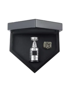 2014 Los Angeles Kings NHL championship ring & Stanley Cup Trophy NHL Rings 2014 Los Angeles Kings 2014 Los Angeles Kings NHL championship ring & Stanley Cup Trophy NHL Rings 2014 Los Angeles Kings