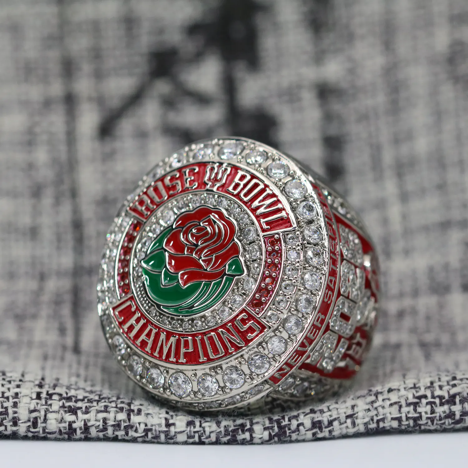 2026 Indiana Hoosiers Rose Bowl championship ring replica with custom name – Premium Series NCAA Rings 2025 Indiana Hoosiers 7 2026 Indiana Hoosiers Rose Bowl championship ring replica with custom name – Premium Series NCAA Rings 2025 Indiana Hoosiers 7
