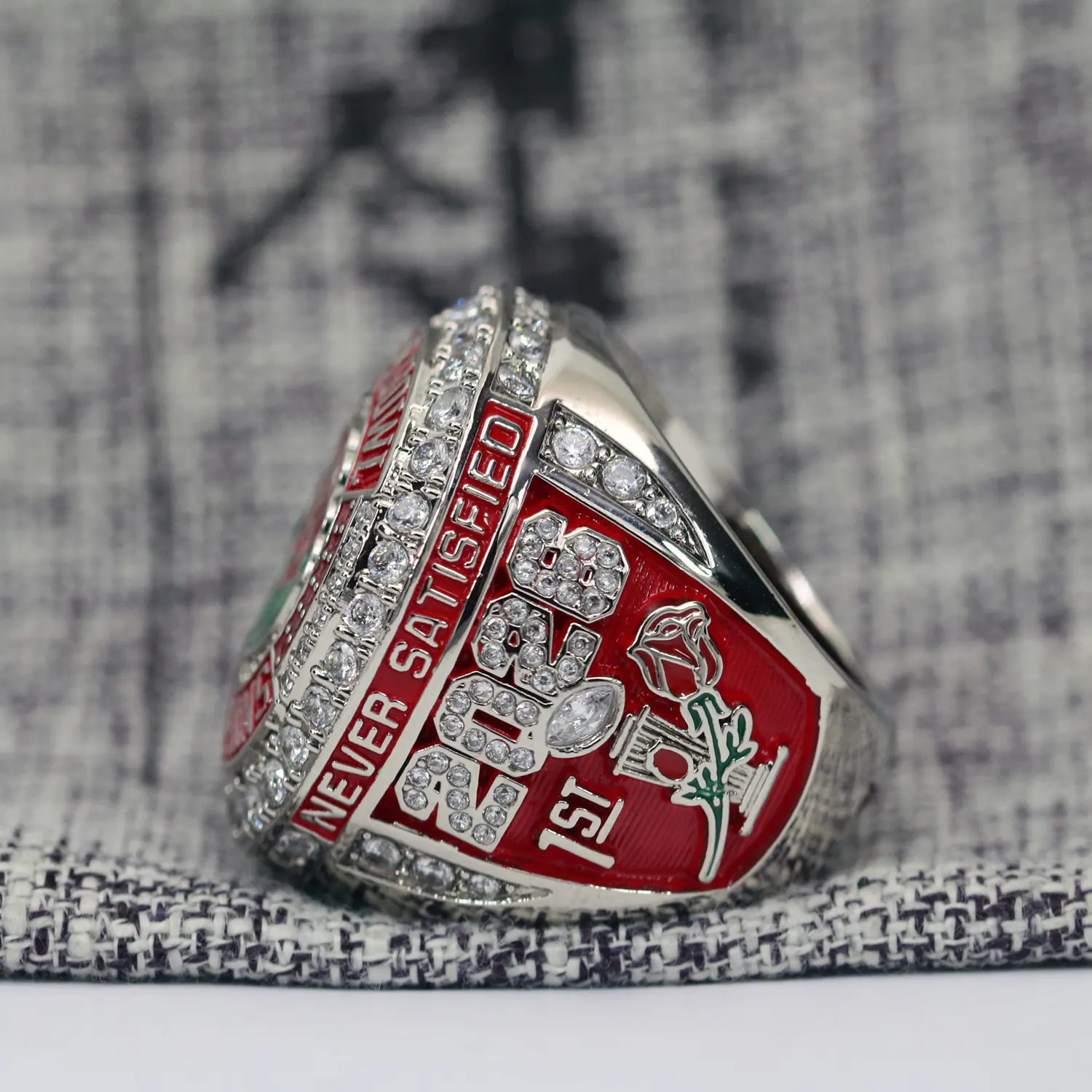 2026 Indiana Hoosiers Rose Bowl championship ring replica with custom name – Premium Series NCAA Rings 2025 Indiana Hoosiers 2 2026 Indiana Hoosiers Rose Bowl championship ring replica with custom name – Premium Series NCAA Rings 2025 Indiana Hoosiers 2