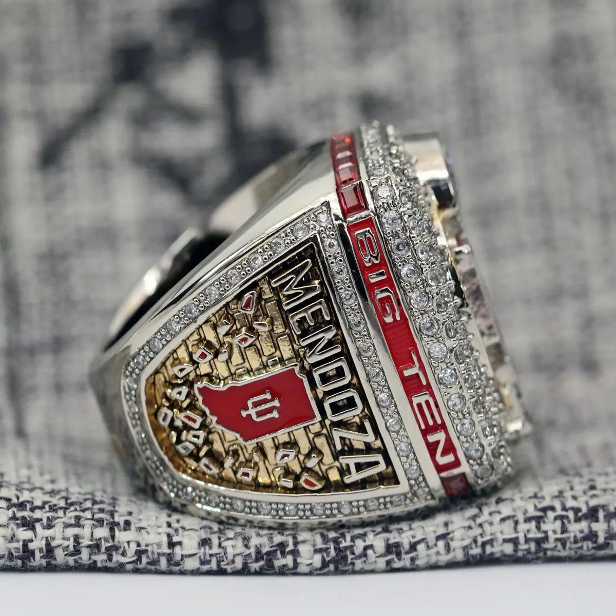 2026 Indiana Hoosiers BIG10 championship ring replica with custom name – Premium Series NCAA Rings 2025 Indiana Hoosiers 4 2026 Indiana Hoosiers BIG10 championship ring replica with custom name – Premium Series NCAA Rings 2025 Indiana Hoosiers 4